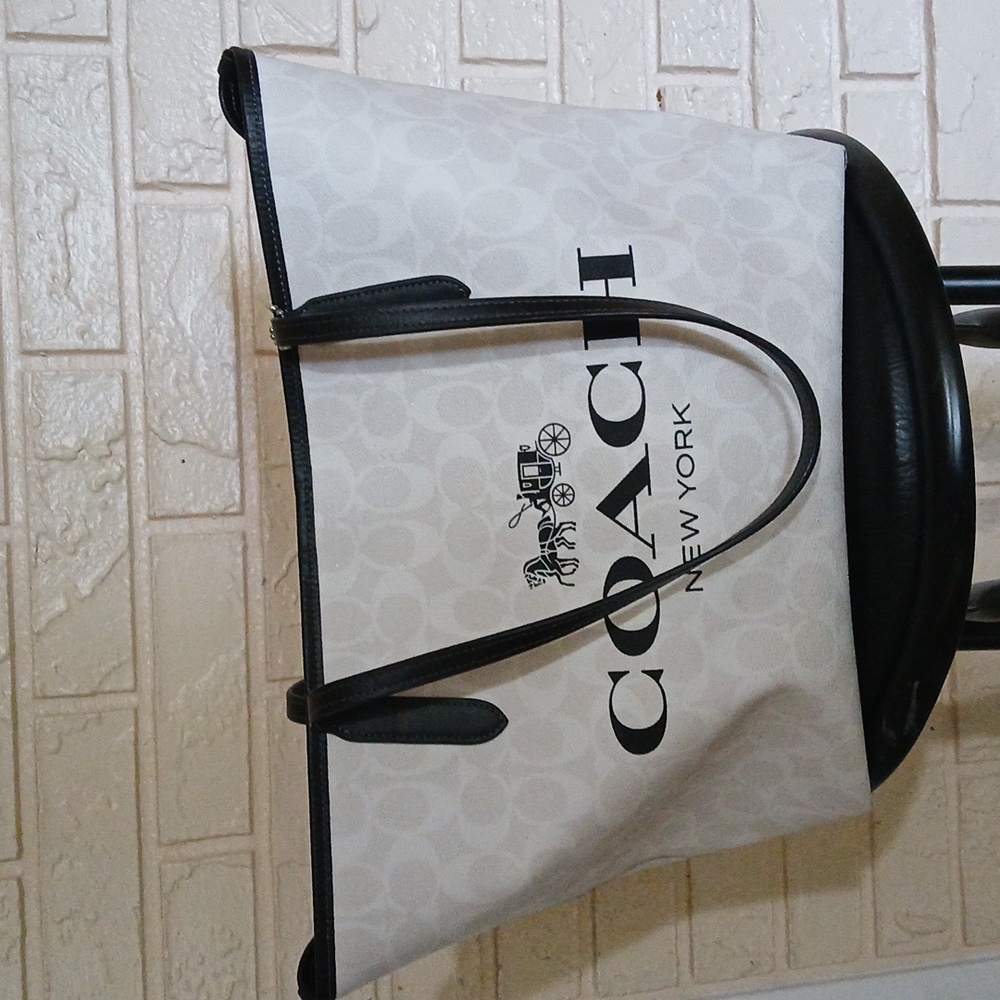 Like New Coach Bag